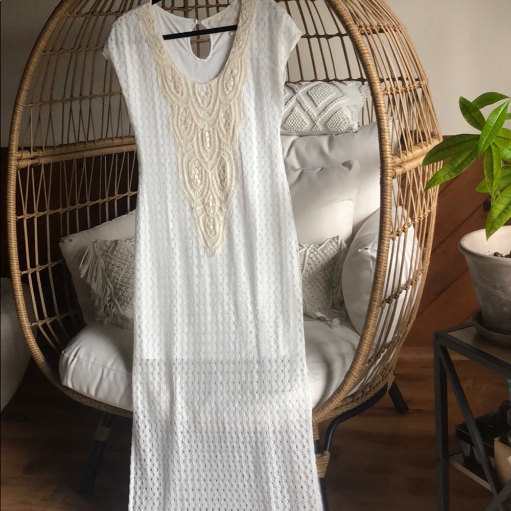 Nick & Mo | White Lace “Freedom” Maxi Dress | M - Picture 4 of 12